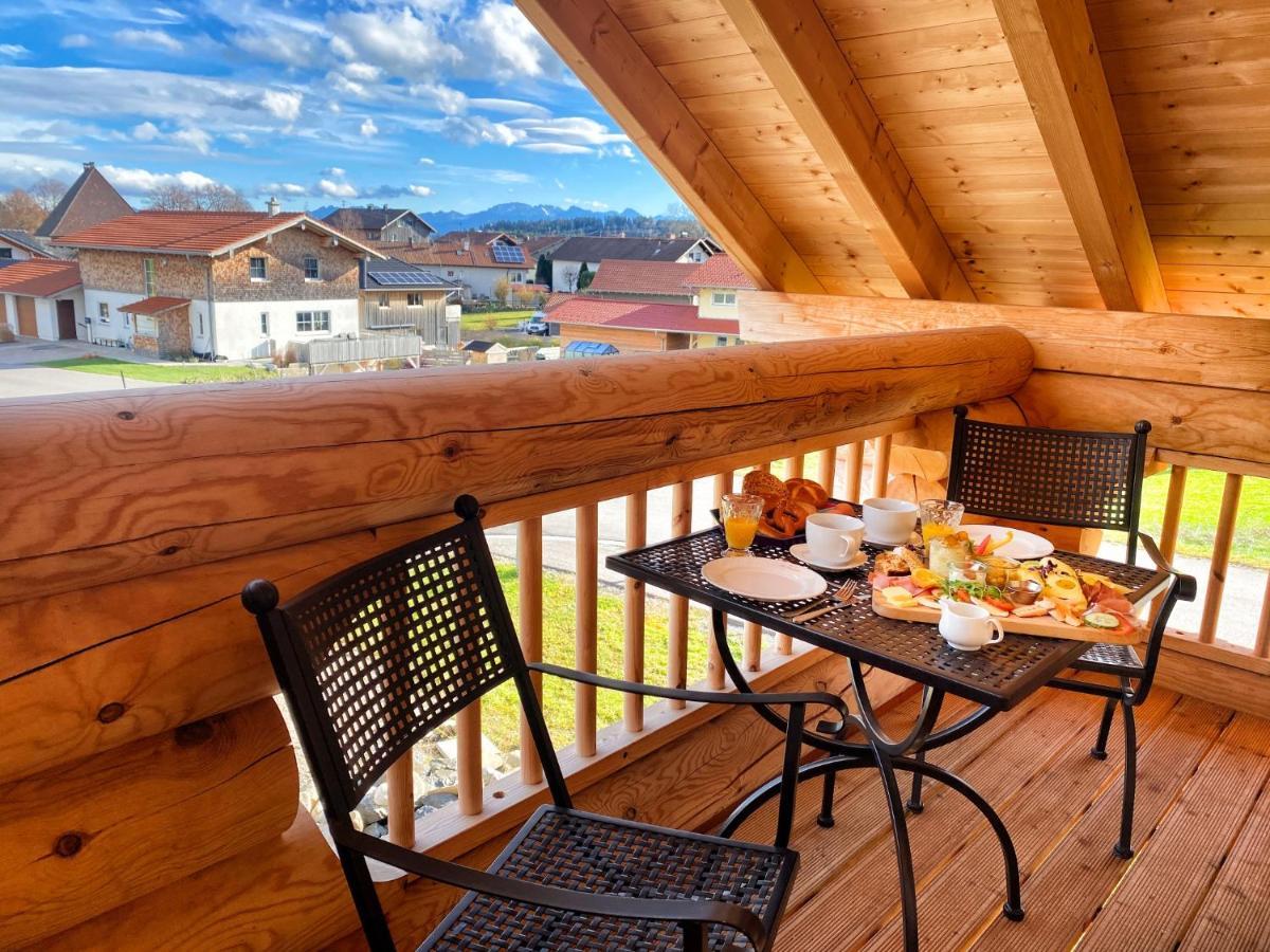 "Allgaeu-Herzl" Alpenchalet Fuer Zwei Ruckholz Exterior photo