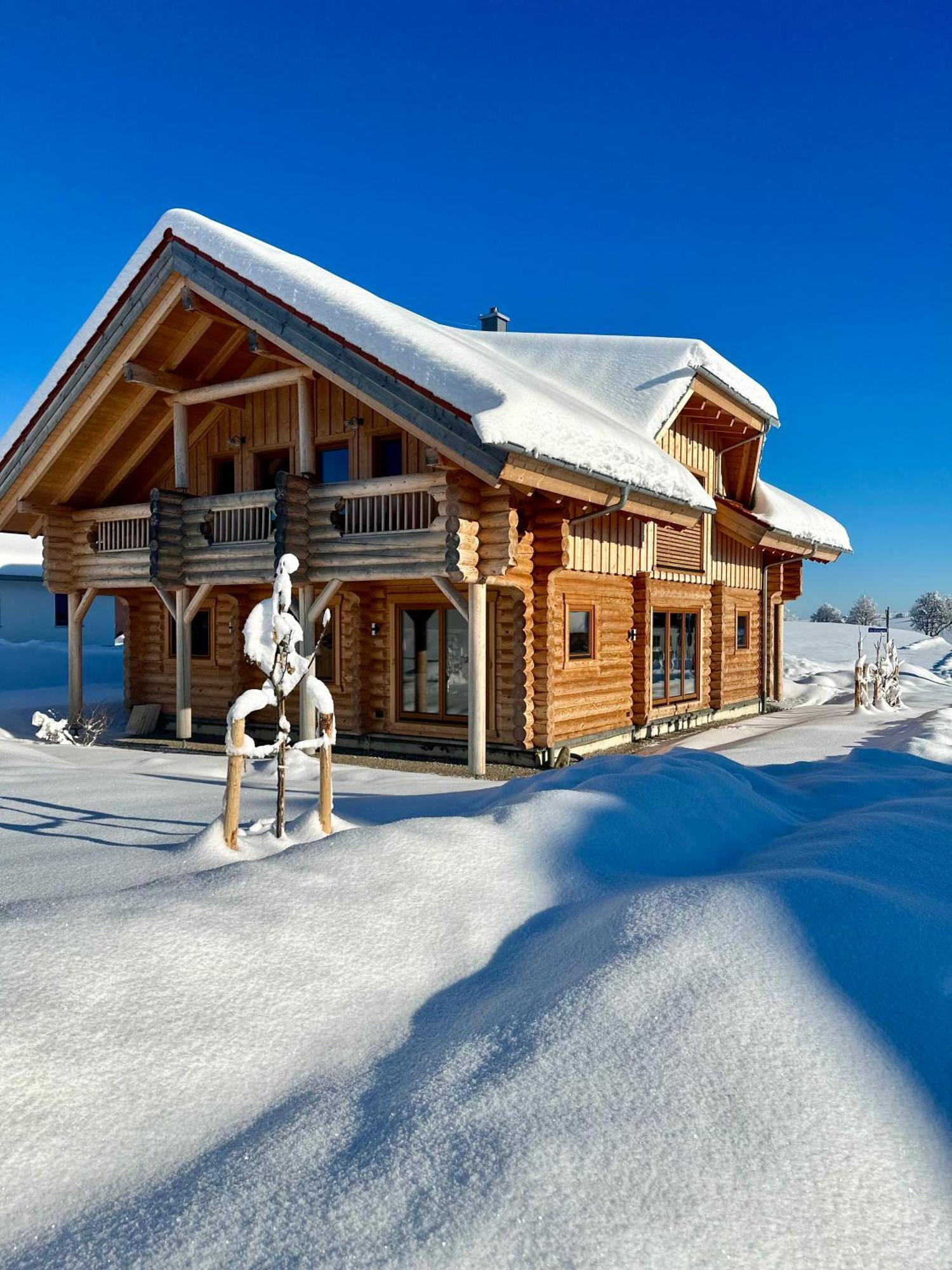 "Allgaeu-Herzl" Alpenchalet Fuer Zwei Ruckholz Exterior photo